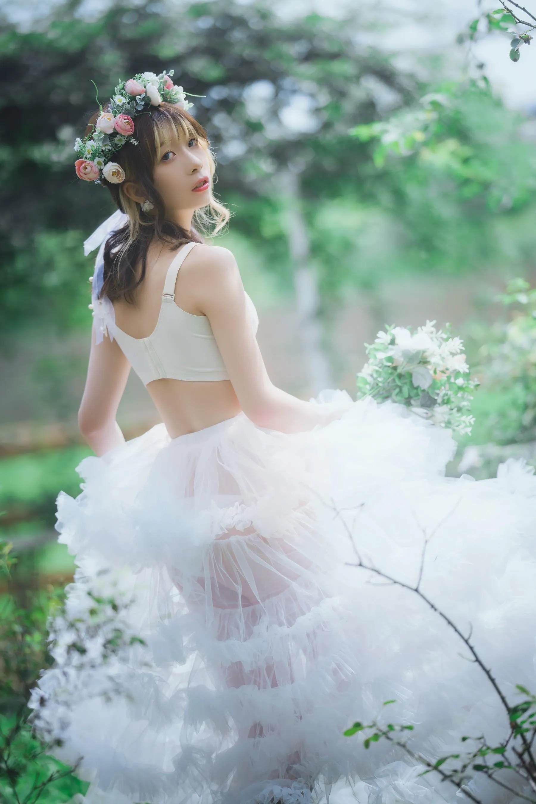 [YITUYU艺图语]2022.08.28 花嫁浪漫 清青琴玖 [32P]插图2